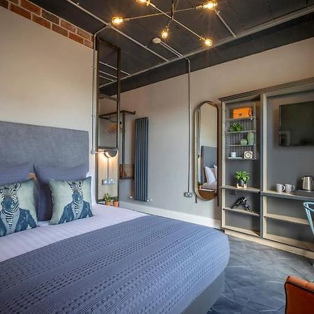 Hotel67 Кілларні Екстер'єр фото